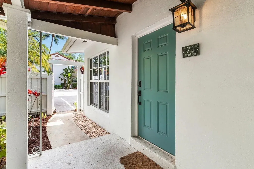 617 NE 9th Avenue Fort Lauderdale FL 33304