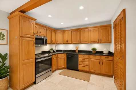 511 Shady Pine Way Greenacres FL 33415