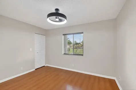 511 Shady Pine Way Greenacres FL 33415