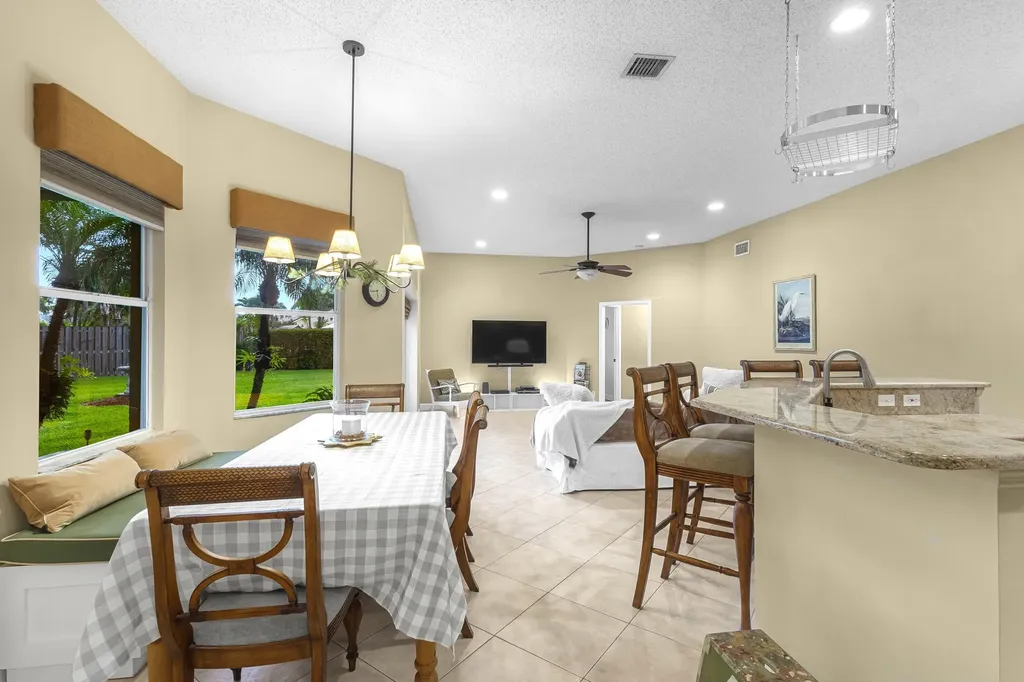 7607 Monclair Court Lake Worth FL 33467