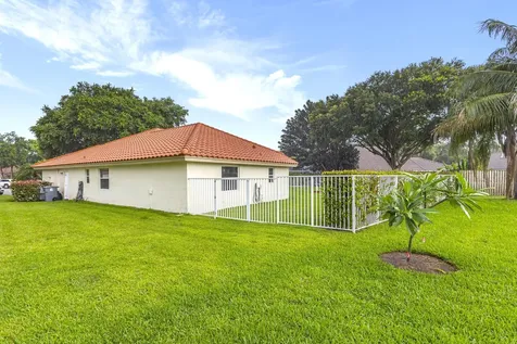 7607 Monclair Court Lake Worth FL 33467