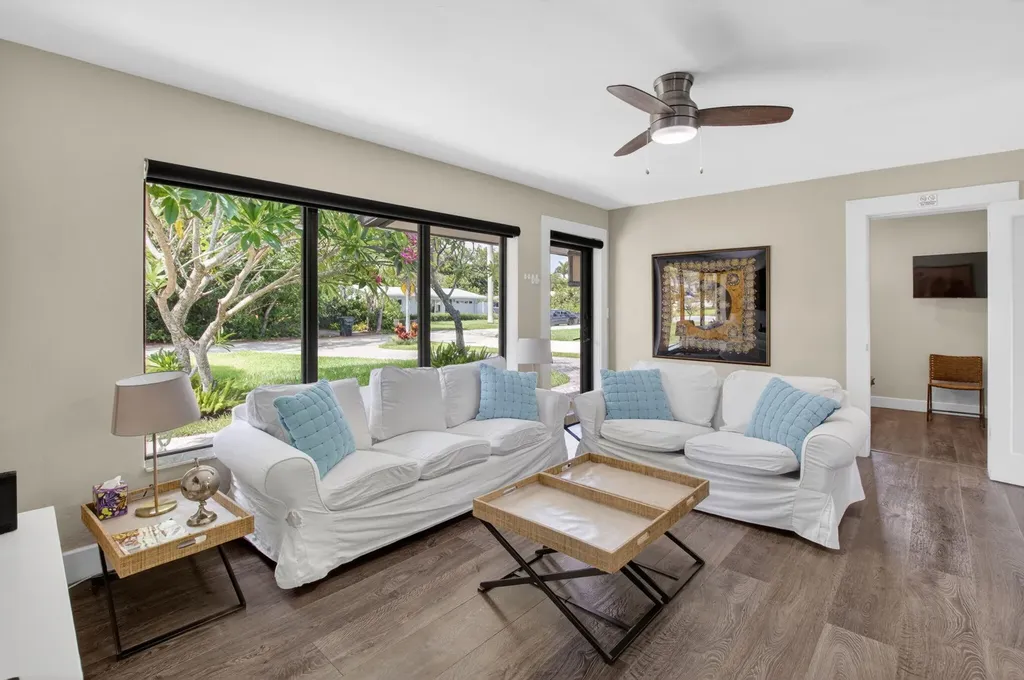 115 NW 7th Street Boca Raton FL 33432