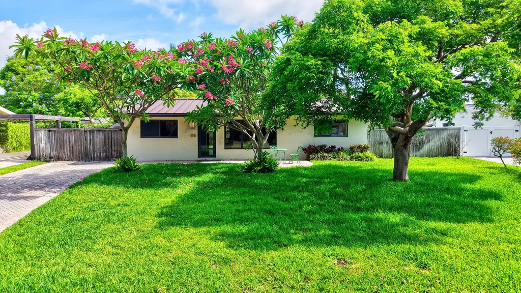 115 NW 7th Street Boca Raton FL 33432