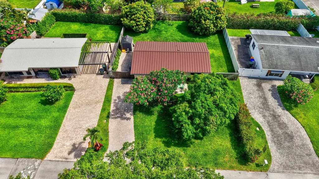 115 NW 7th Street Boca Raton FL 33432