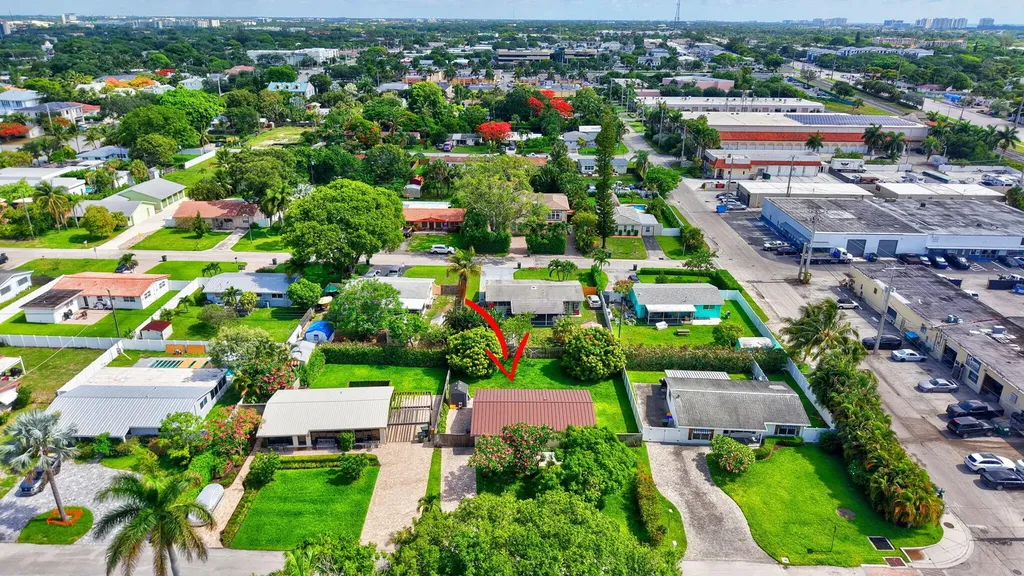 115 NW 7th Street Boca Raton FL 33432