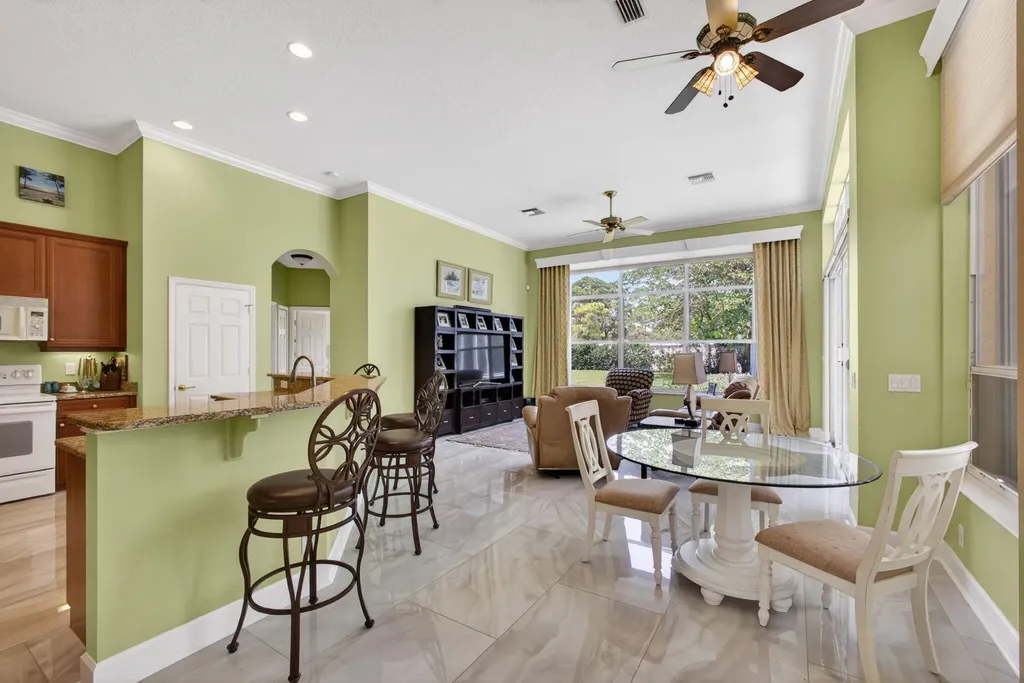 9954 SE Osprey Pointe Drive SE Hobe Sound FL 33455