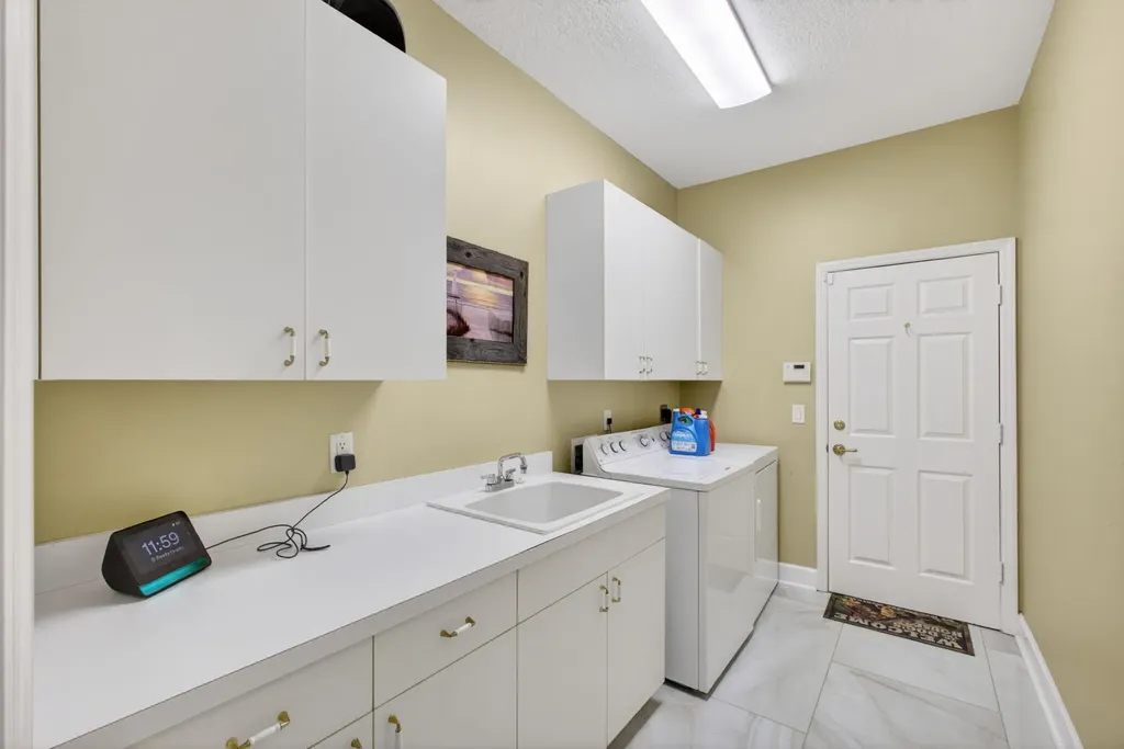 9954 SE Osprey Pointe Drive SE Hobe Sound FL 33455