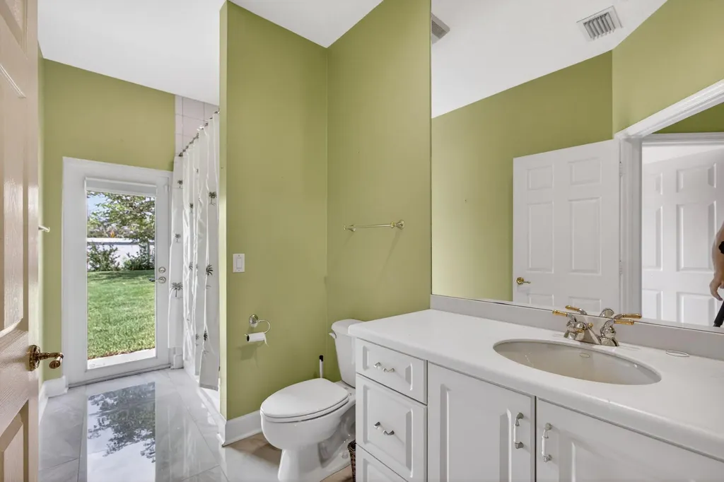 9954 SE Osprey Pointe Drive SE Hobe Sound FL 33455