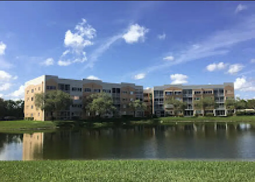 10422 NW 24th Place Sunrise FL 33322