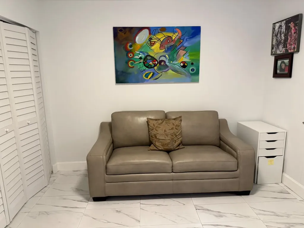 10422 NW 24th Place Sunrise FL 33322