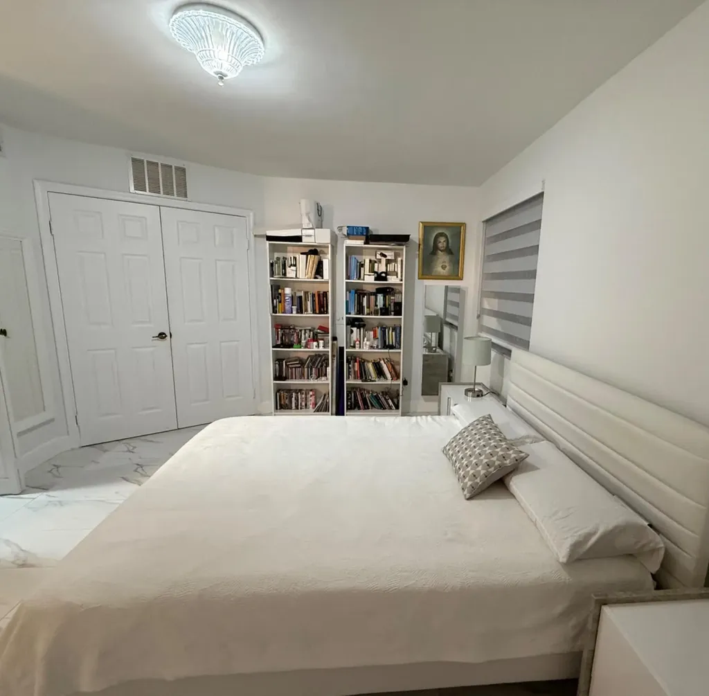 10422 NW 24th Place Sunrise FL 33322