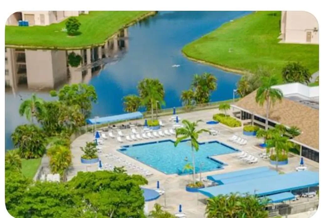 10422 NW 24th Place Sunrise FL 33322