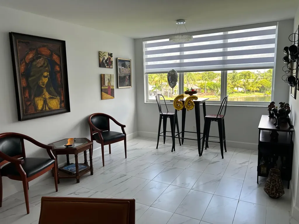 10422 NW 24th Place Sunrise FL 33322