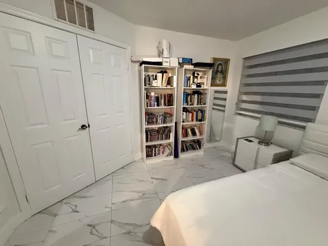 10422 NW 24th Place Sunrise FL 33322