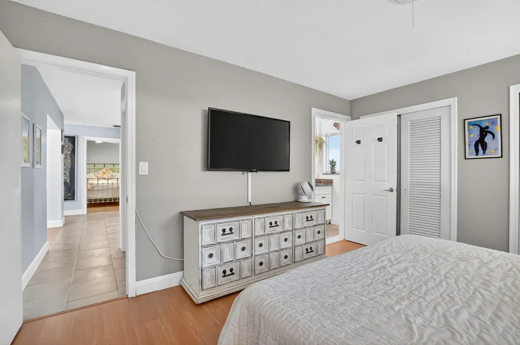 807 SW 3rd Street Boca Raton FL 33486