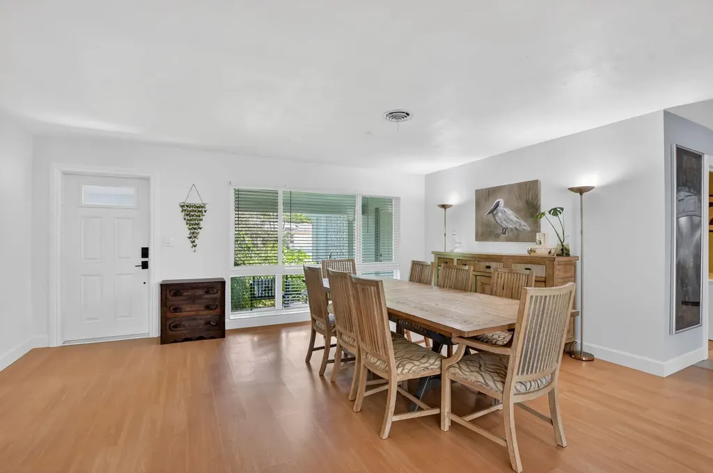 807 SW 3rd Street Boca Raton FL 33486