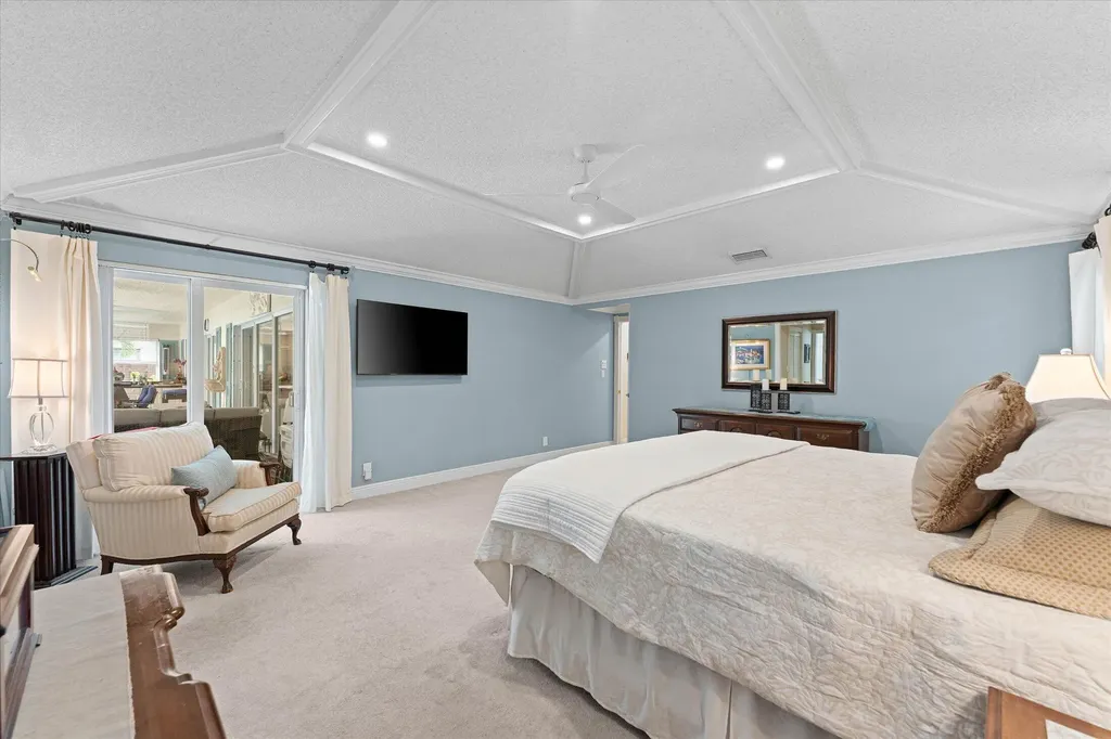 2699 NW 38th Street Boca Raton FL 33434