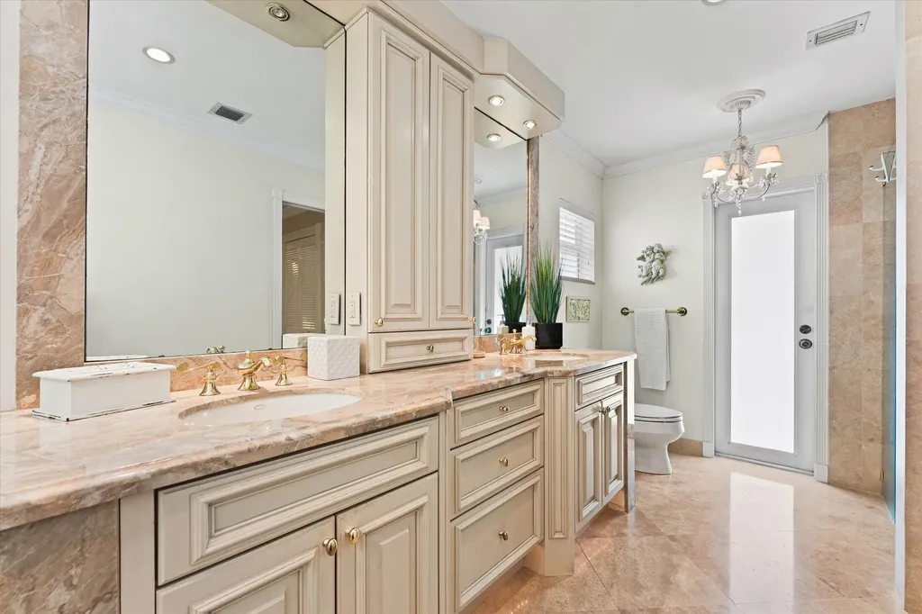 2699 NW 38th Street Boca Raton FL 33434