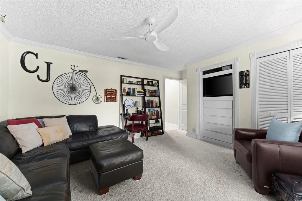 2699 NW 38th Street Boca Raton FL 33434
