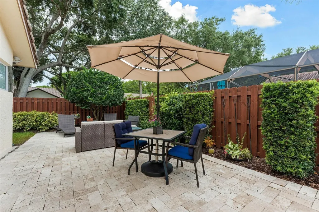 2699 NW 38th Street Boca Raton FL 33434