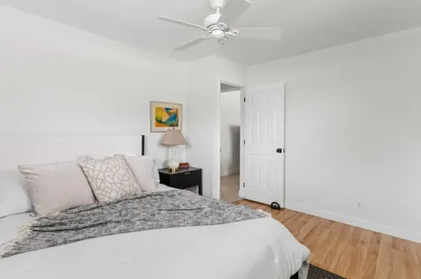 1420 NE 42nd Court Oakland Park FL 33334