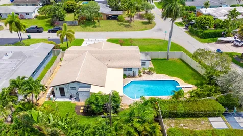 1420 NE 42nd Court Oakland Park FL 33334