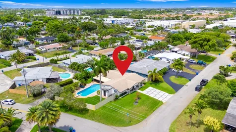 1420 NE 42nd Court Oakland Park FL 33334