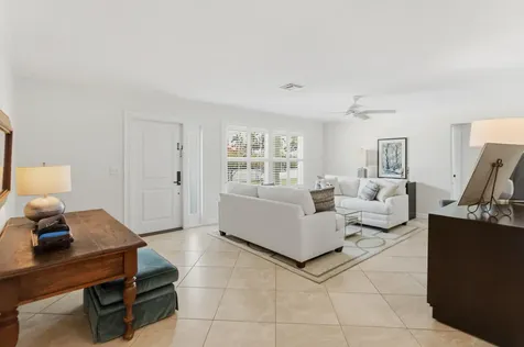 1420 NE 42nd Court Oakland Park FL 33334