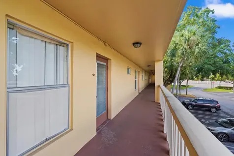 6020 NW 64th Avenue Tamarac FL 33319