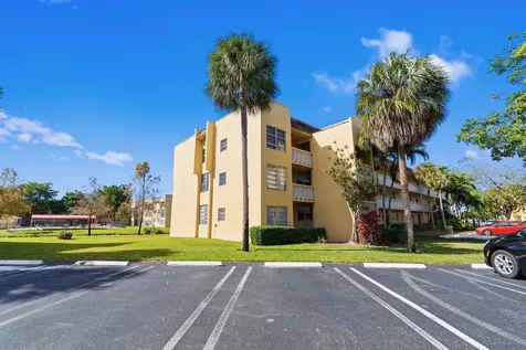 6020 NW 64th Avenue Tamarac FL 33319