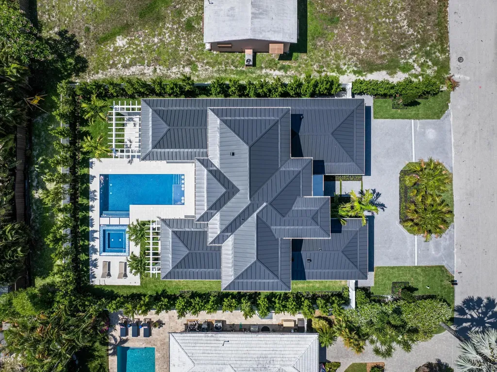 720 NW 3rd Avenue Delray Beach FL 33444