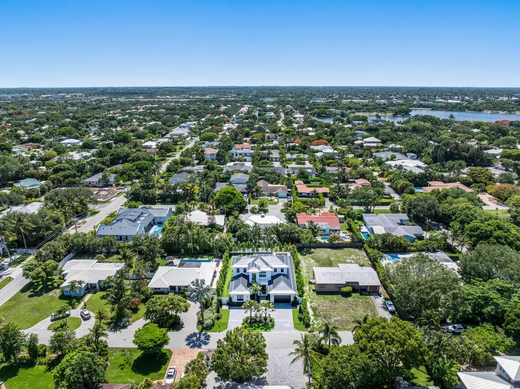 720 NW 3rd Avenue Delray Beach FL 33444