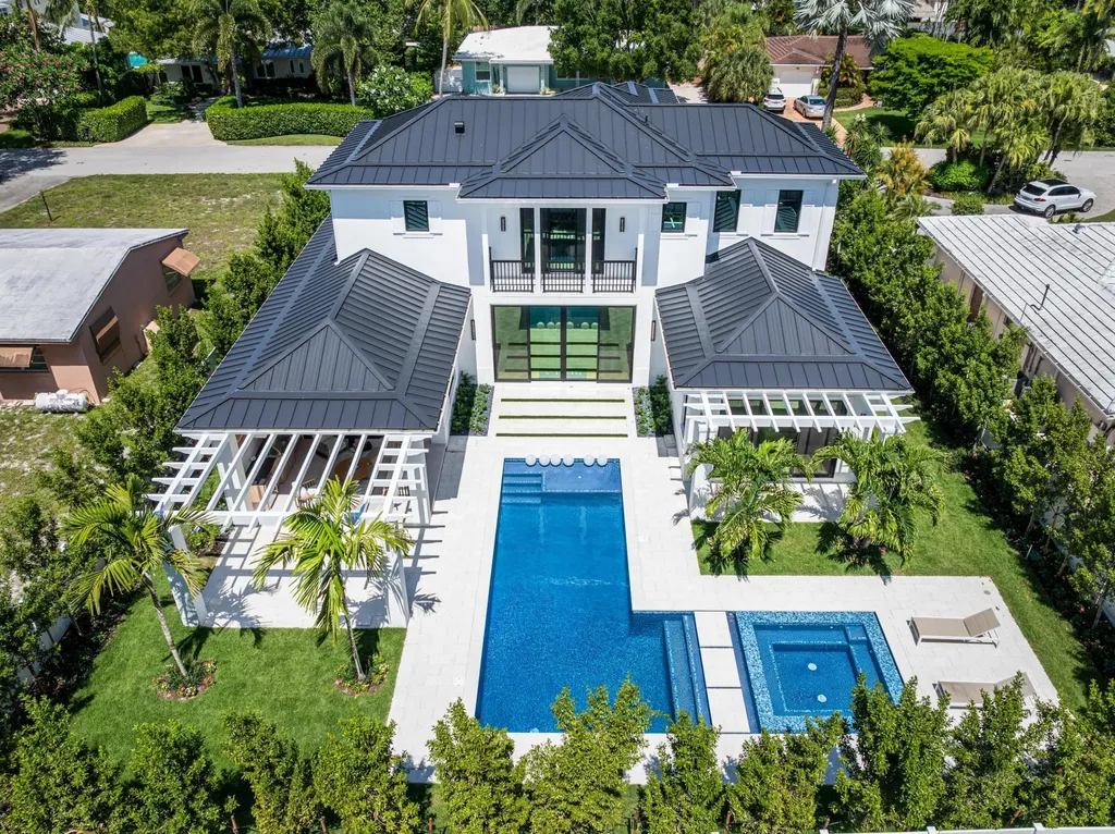 720 NW 3rd Avenue Delray Beach FL 33444