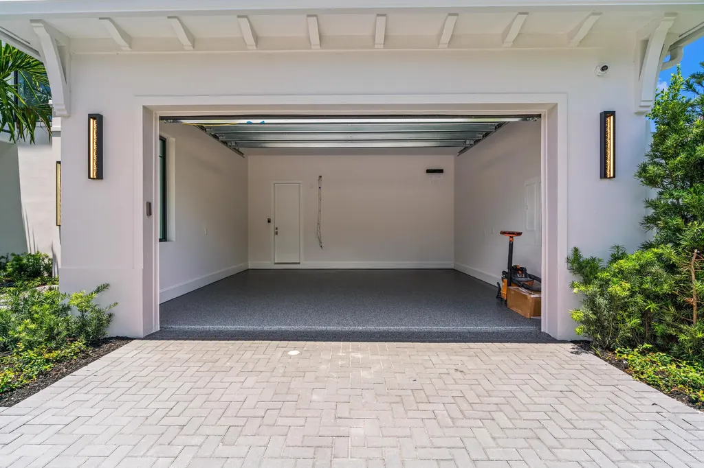 720 NW 3rd Avenue Delray Beach FL 33444