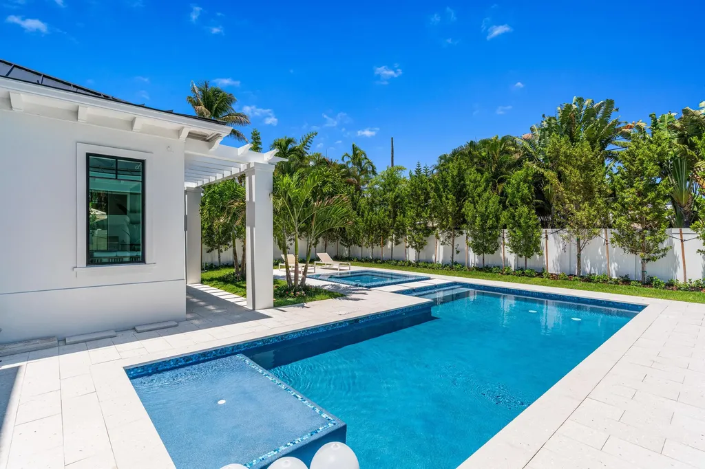 720 NW 3rd Avenue Delray Beach FL 33444