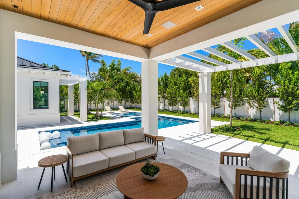 720 NW 3rd Avenue Delray Beach FL 33444