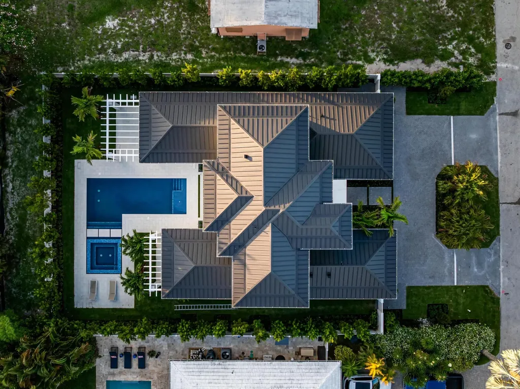 720 NW 3rd Avenue Delray Beach FL 33444