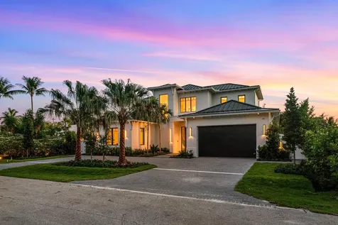 720 NW 3rd Avenue Delray Beach FL 33444