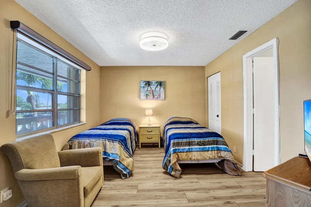 1050 Citrus Way Delray Beach FL 33445