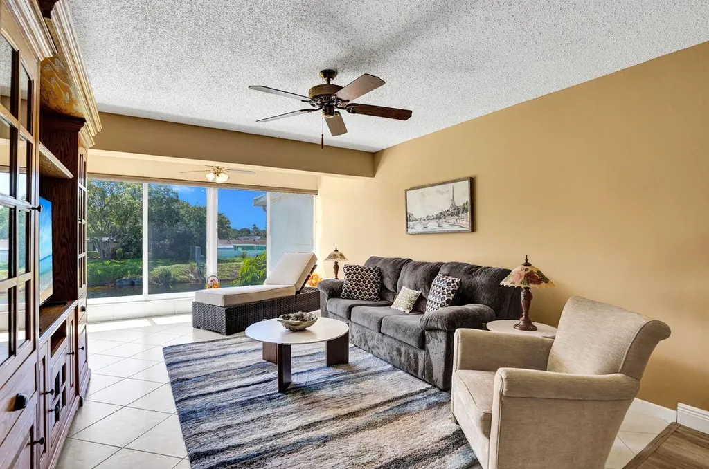1050 Citrus Way Delray Beach FL 33445