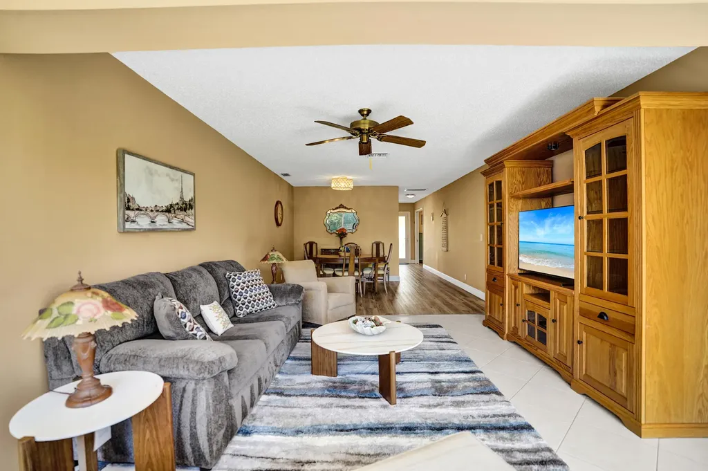 1050 Citrus Way Delray Beach FL 33445
