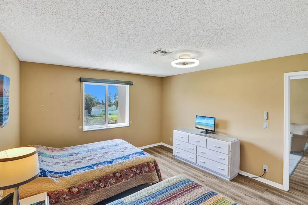 1050 Citrus Way Delray Beach FL 33445