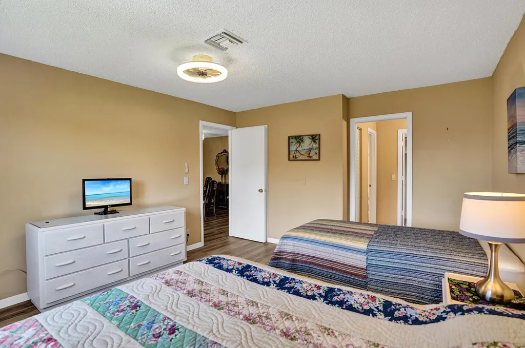 1050 Citrus Way Delray Beach FL 33445