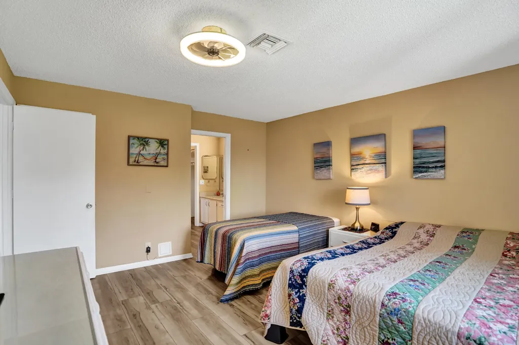 1050 Citrus Way Delray Beach FL 33445