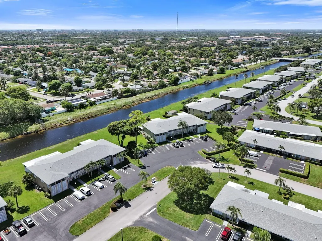 1050 Citrus Way Delray Beach FL 33445