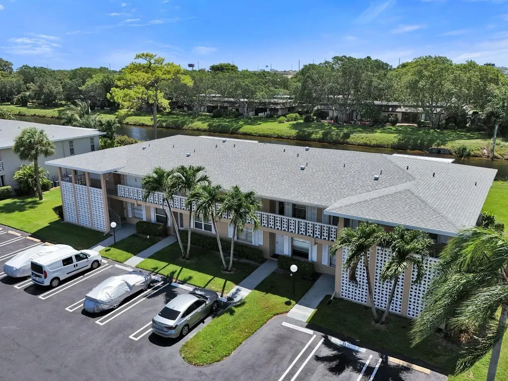 1050 Citrus Way Delray Beach FL 33445