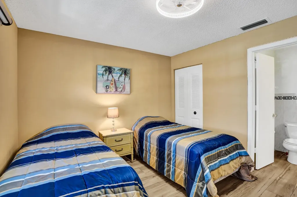 1050 Citrus Way Delray Beach FL 33445