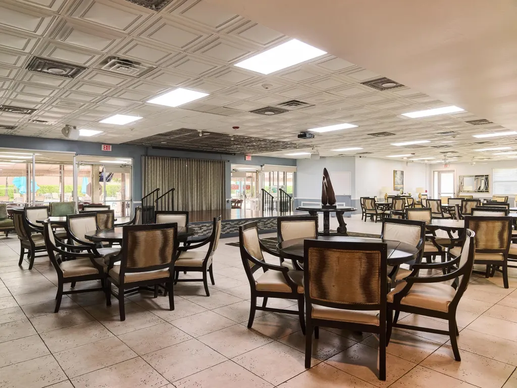 175 Lake Susan Lane West Palm Beach FL 33411
