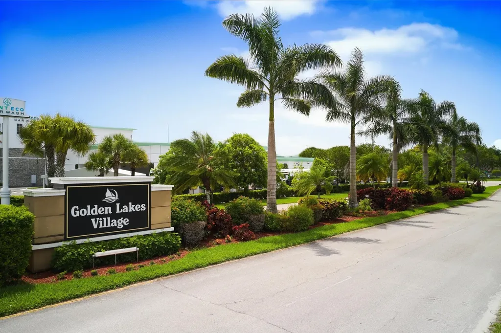 175 Lake Susan Lane West Palm Beach FL 33411