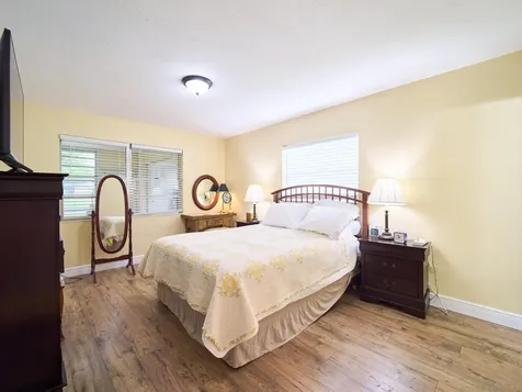 175 Lake Susan Lane West Palm Beach FL 33411